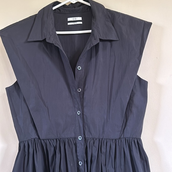 CO
Black Sleeveless Placket Dress - Picture 7 of 8